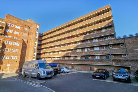 undefined, Mabbett House, Nightingale Place, Woolwich Common, SE18