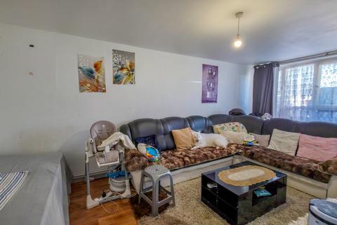undefined, Mabbett House, Nightingale Place, Woolwich Common, SE18
