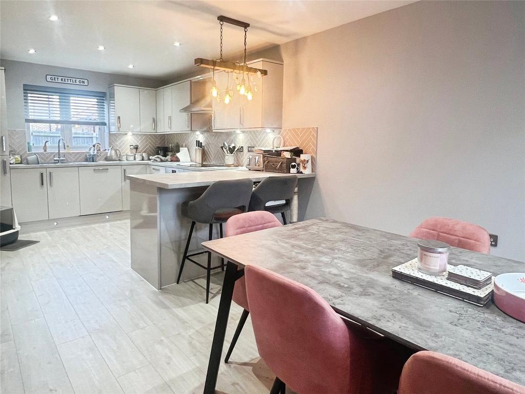 Kitchen Diner