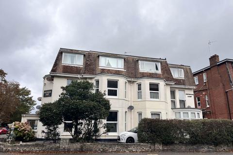 Christchurch Road, Bournemouth BH1