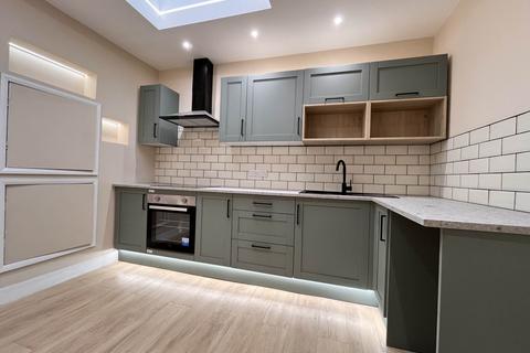 1 bedroom flat for sale, Christchurch Road, Bournemouth BH1