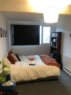 5 bedroom house to rent, Kelso Road, Leeds LS2