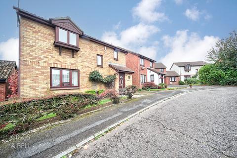 undefined, Redmire Close, Luton, Bedfordshire, LU4