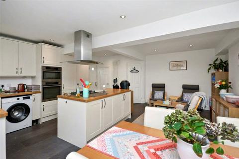 4 bedroom semi-detached house for sale, Henconner Crescent, Chapel Allerton, Leeds