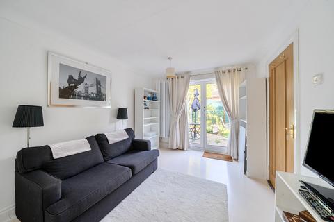 4 bedroom semi-detached house for sale, Narborough Close, Ickenham, Uxbridge