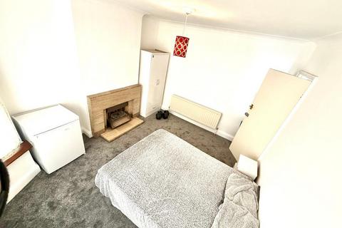 undefined, Cleveland Gardens, London, NW2