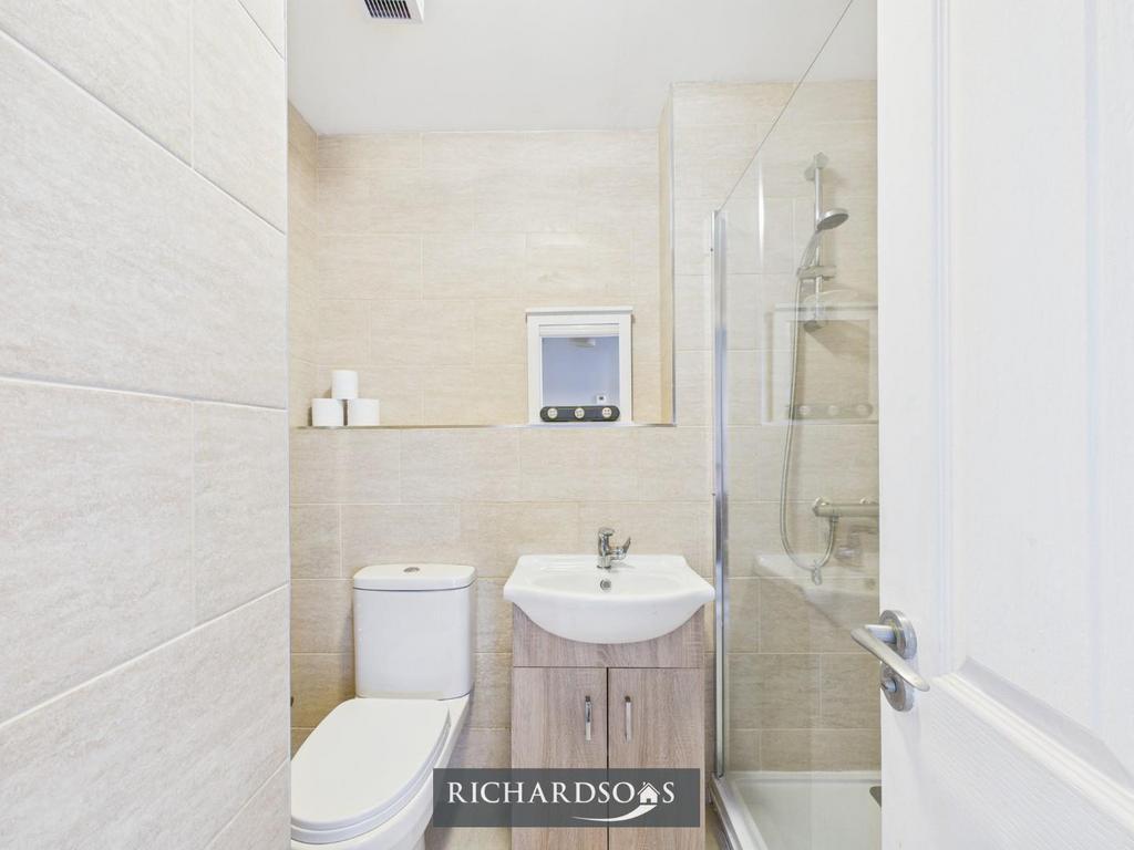 CAM02371 G0-PR0100-STILL007.jpg