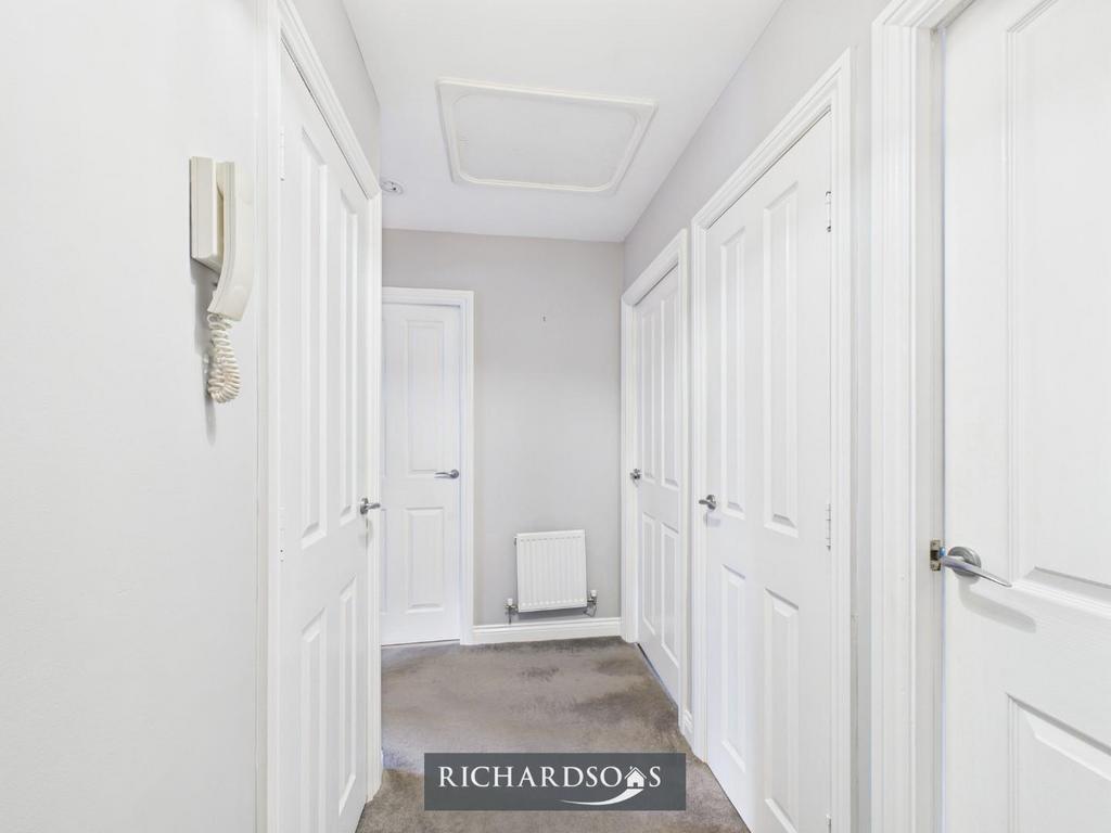 CAM02371 G0-PR0100-STILL010.jpg