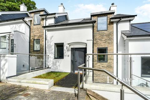 3 bedroom house to rent, Chestnut Close, Princes Road, BN2