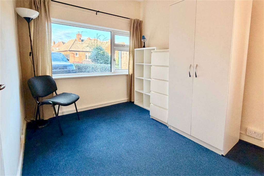 Study/Bedroom 5