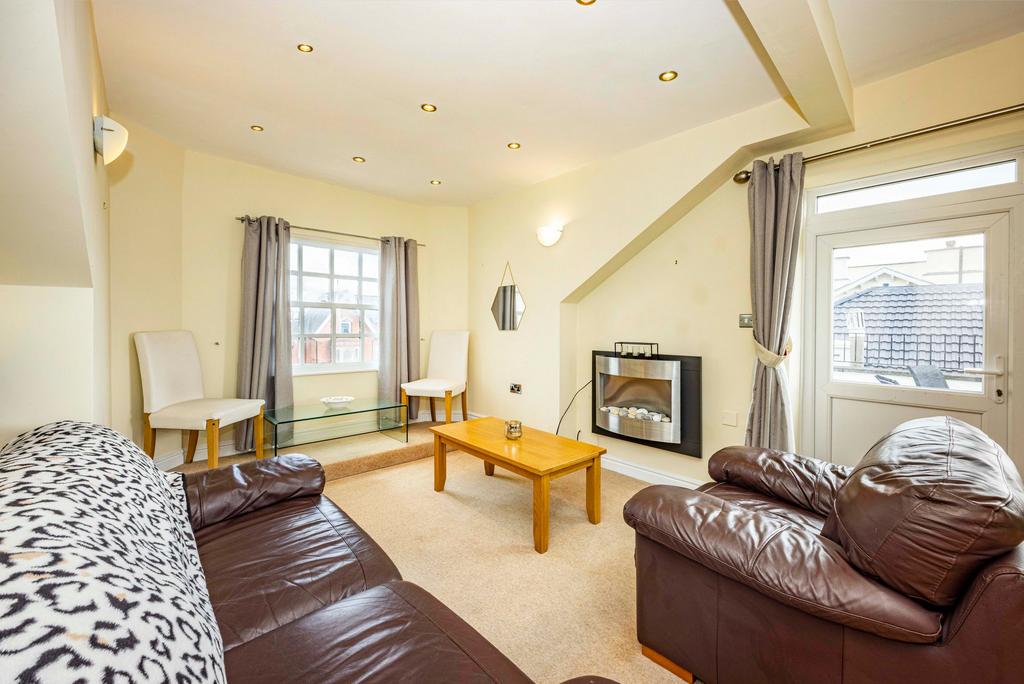 Open Plan Kitchen / Living Space