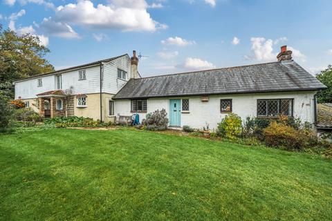 4 bedroom detached house for sale, Kings Mill Lane, Surrey RH1