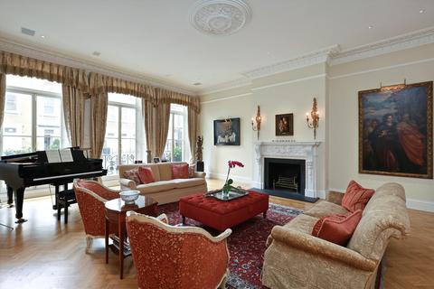 undefined, Earl's Court Square, London, SW5