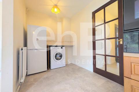 undefined, Priory Road, Warwick