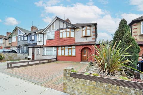 undefined, The Fairway, Northolt, UB5
