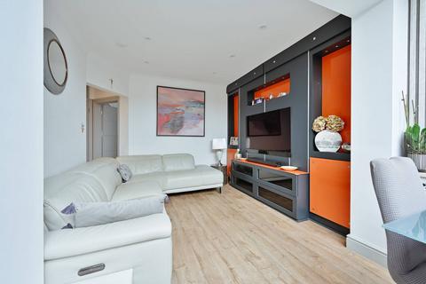 undefined, The Fairway, Northolt, UB5