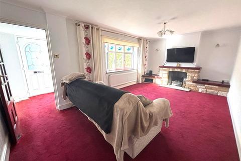 3 bedroom terraced house for sale, Tantony Grove, Chadwell Heath, RM6
