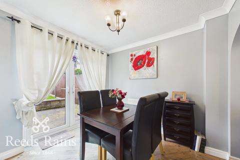 3 bedroom end of terrace house for sale, Stratfield Place, Lancashire PR25
