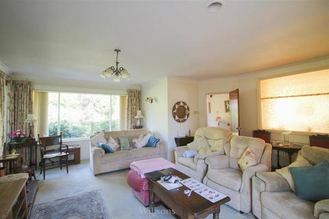 3 bedroom detached bungalow for sale, Lincoln Road, Skegness