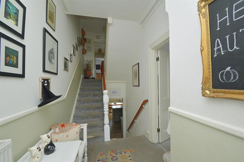 Resized Ent Hall.jpg