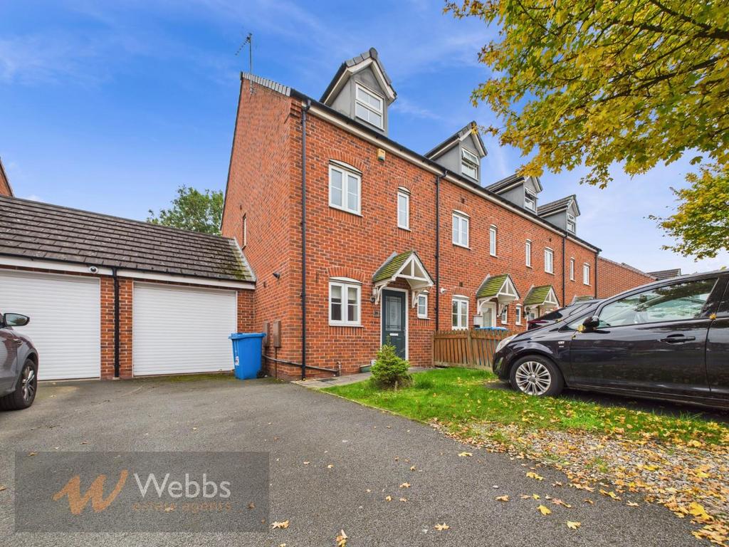 CAM05244 G0-PR0164-STILL037.jpg