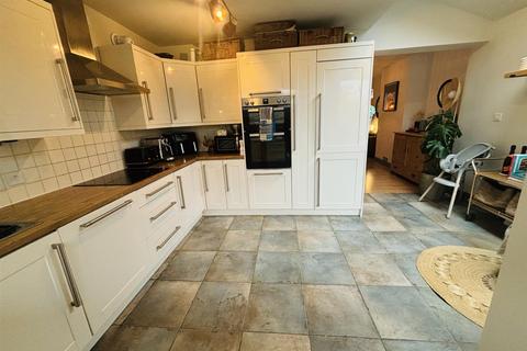 29 Beauchamp Road, Warwick, CV34 5NU