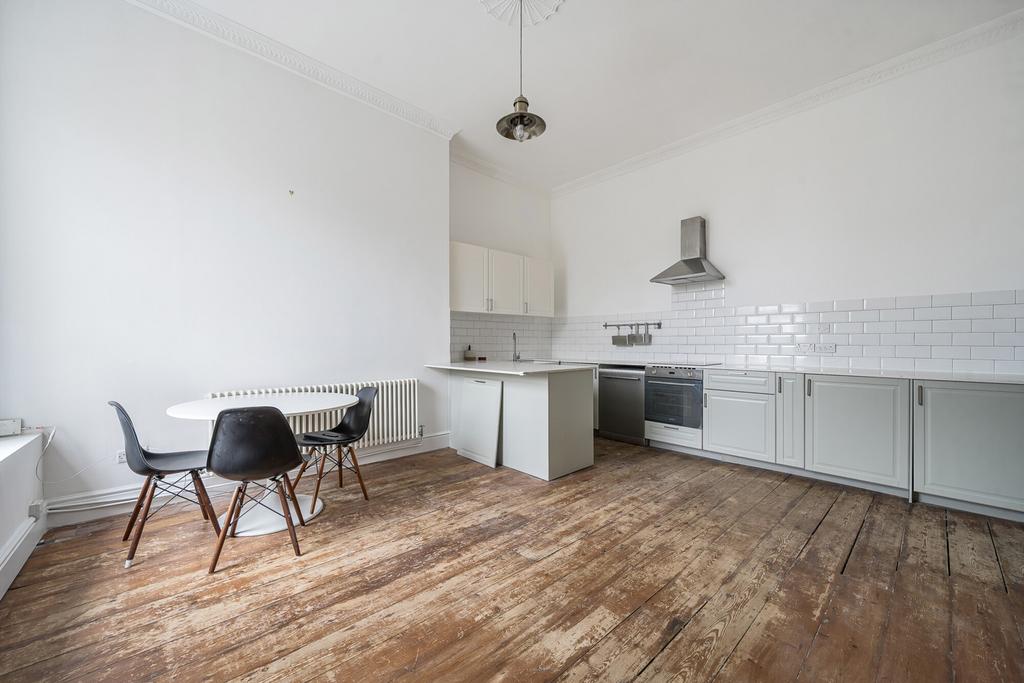 Kitchen/Reception