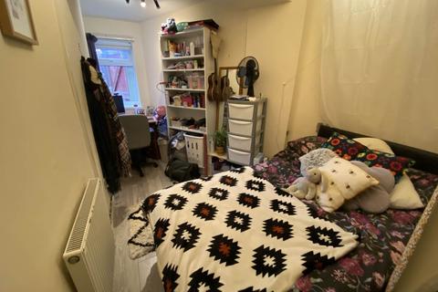 5 bedroom house to rent, Gelligaer Street, Cathays, Cardiff
