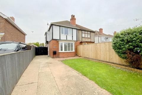 3 bedroom semi-detached house for sale, Grantham Avenue, Grimsby