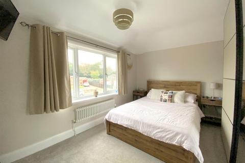 3 bedroom semi-detached house for sale, Grantham Avenue, Grimsby