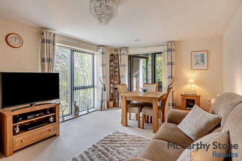 2 bedroom apartment for sale, Lock House, Keeper Close, Taunton, Somerset, TA1 1AX