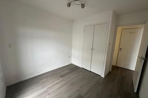 undefined, Albion Road, Hounslow TW3