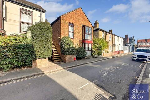 undefined, Albion Road, Hounslow TW3