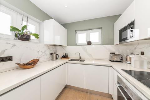 4 bedroom end of terrace house for sale, Hinton Road, Herne Hill, London, SE24