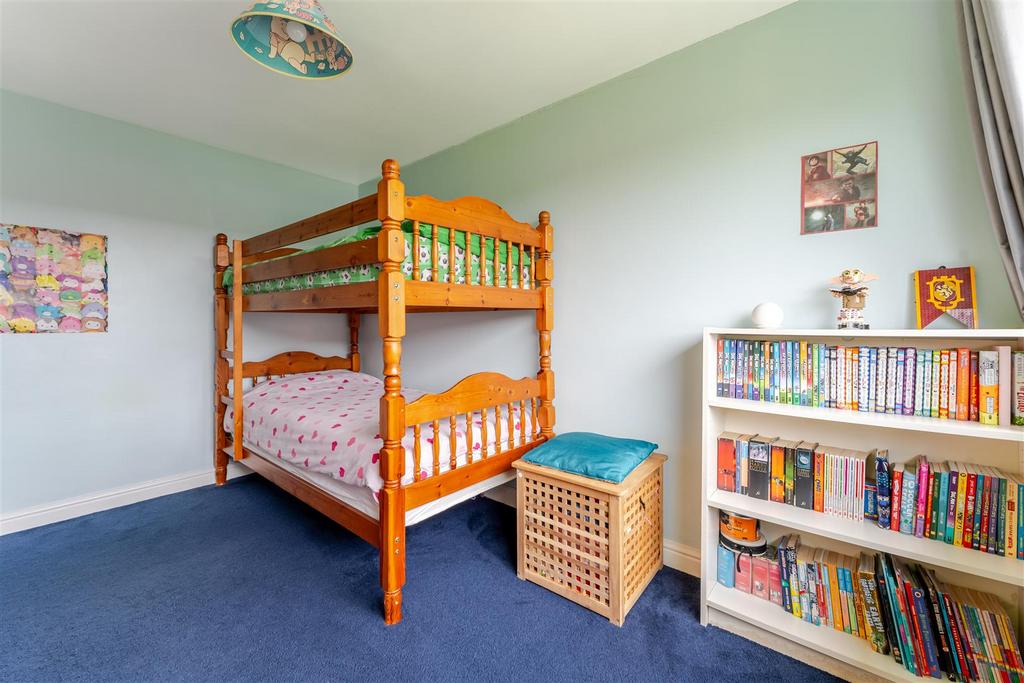 1.11 - bedroom.jpg