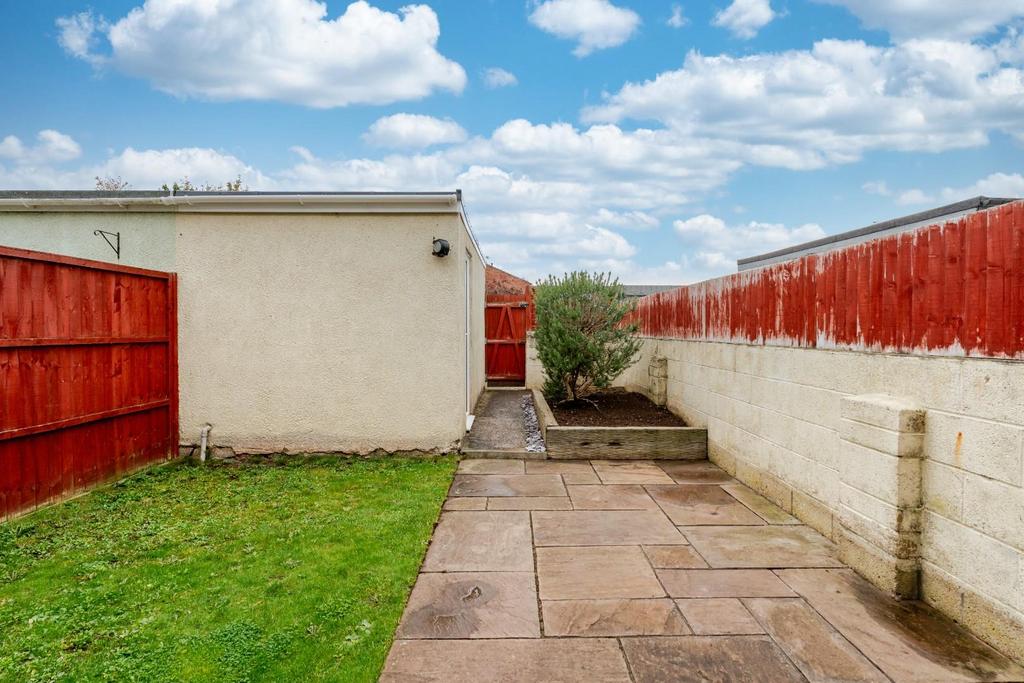1.14 - rear garden.jpeg