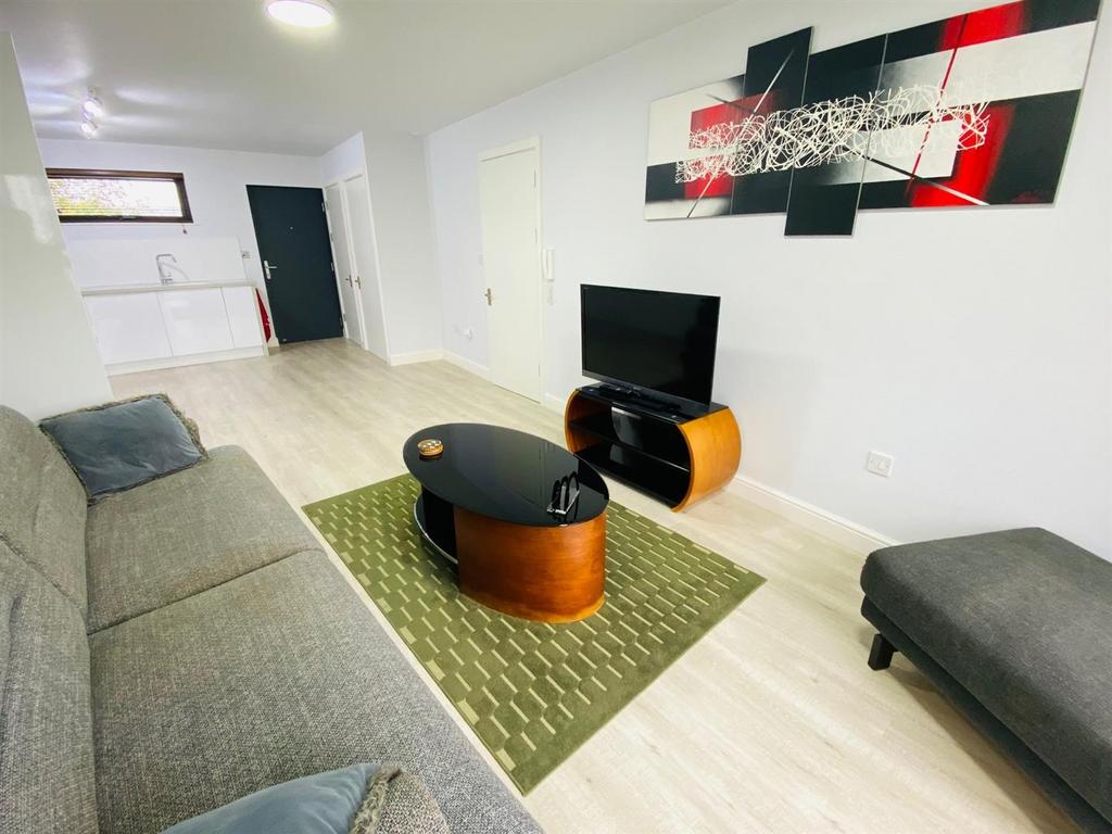 Open plan living area.jpg