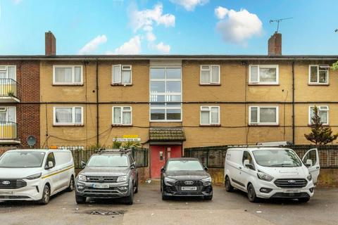 undefined, Plaistow Park Road, London, E13