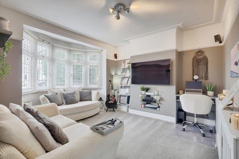 3 bedroom semi-detached house for sale, Clarence Road, Benfleet, SS7