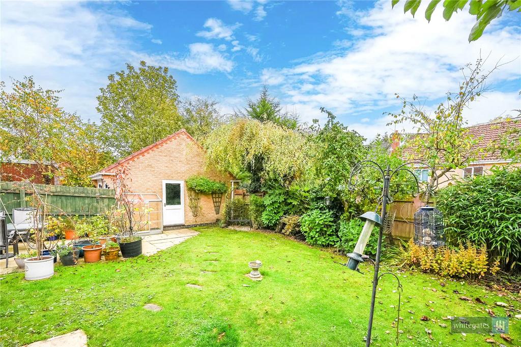 Garden/Garage