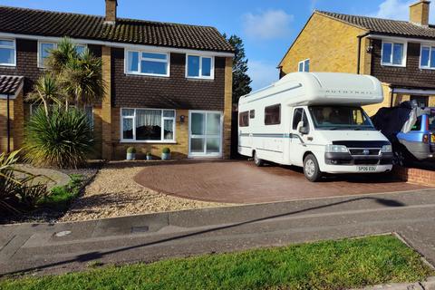 undefined, 9 Milton Drive, Newport Pagnell, MK16
