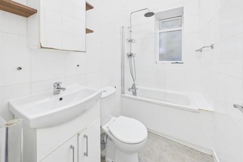 2 bedroom flat for sale, Elmcourt Road, London