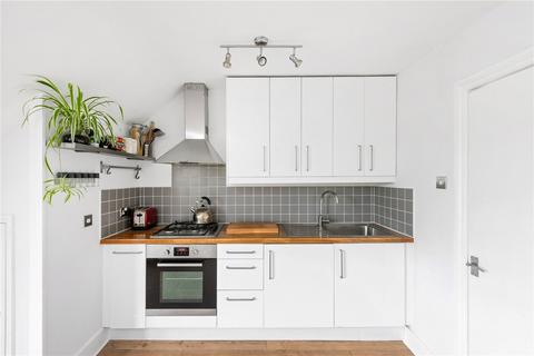 Flat 4, 36 Petherton Road, London, N5 2RE