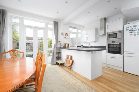 3 bedroom terraced house for sale, Rydens Grove, Hersham, KT12