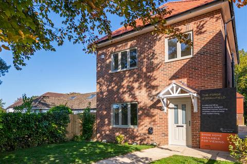 undefined, 24 - 26 Weatherhill Road, Smallfield, Horley