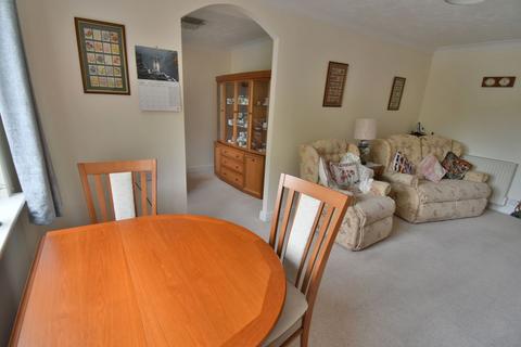 1 bedroom retirement property for sale, Ringwood Road, Ferndown, BH22