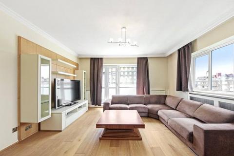 3 bedroom apartment to rent, Avenue Road, London NW8