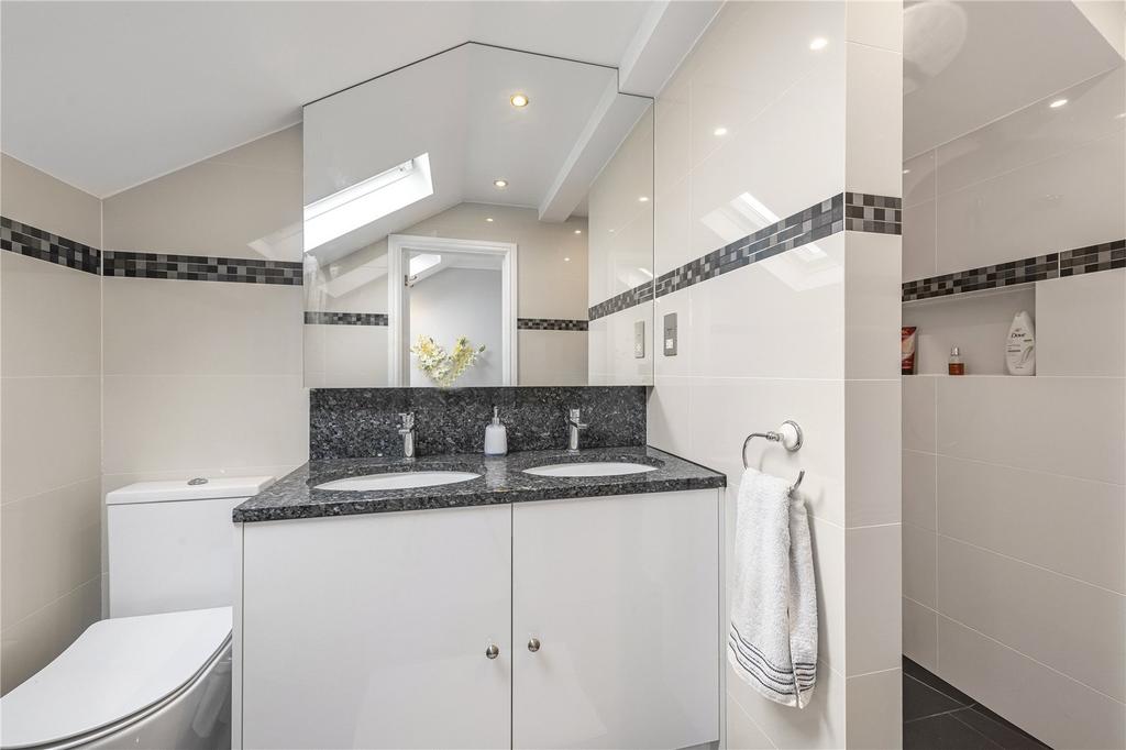 Ensuite Bathroom