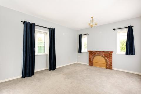 4 bedroom detached house to rent, High Street, Paulerspury, Towcester, Northamptonshire, NN12