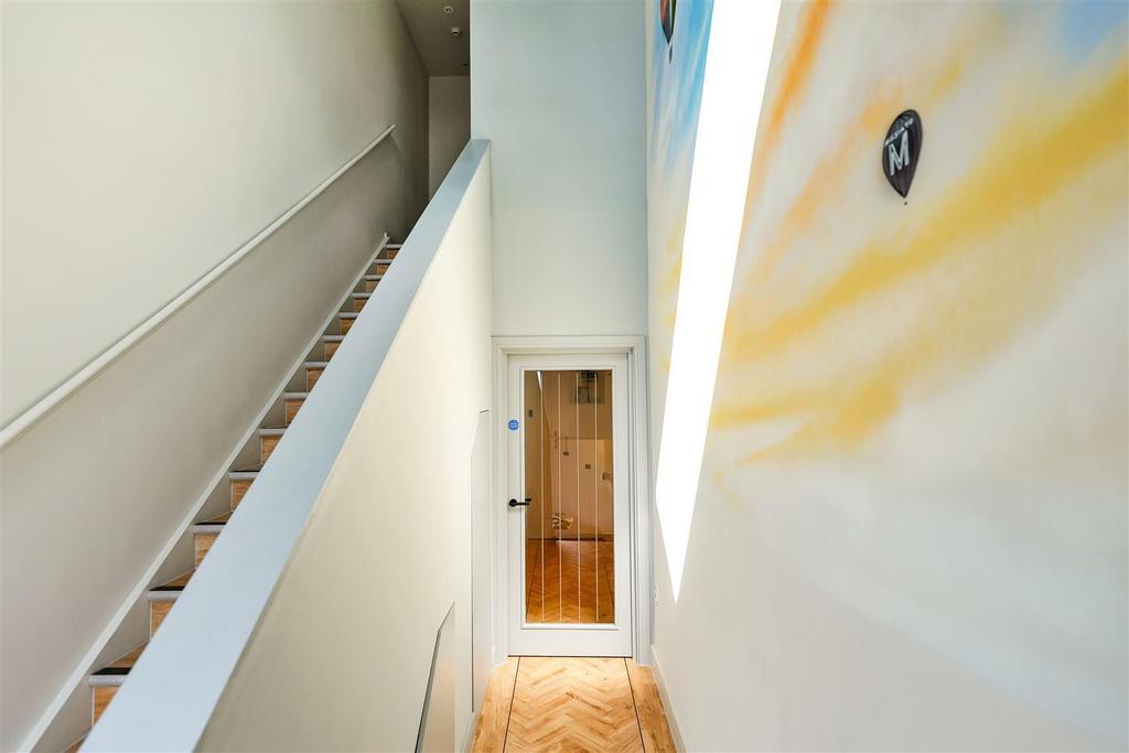 Maze Entrance 1.jpg